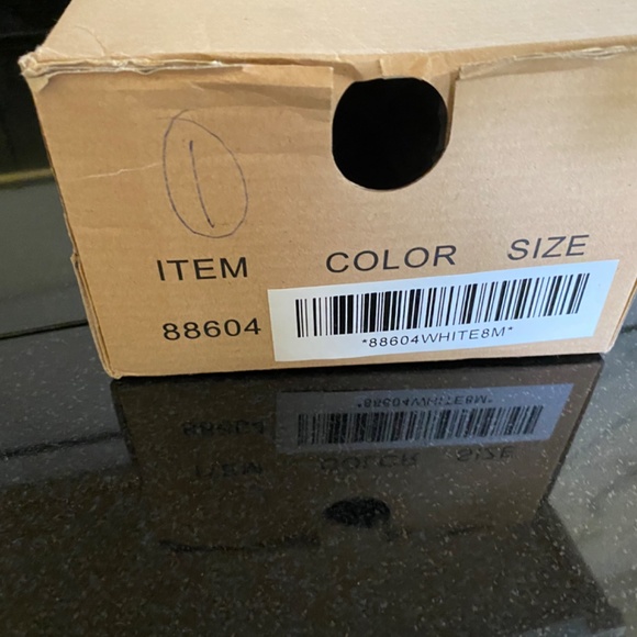 Boston Design Studio - Picture 4 of 15